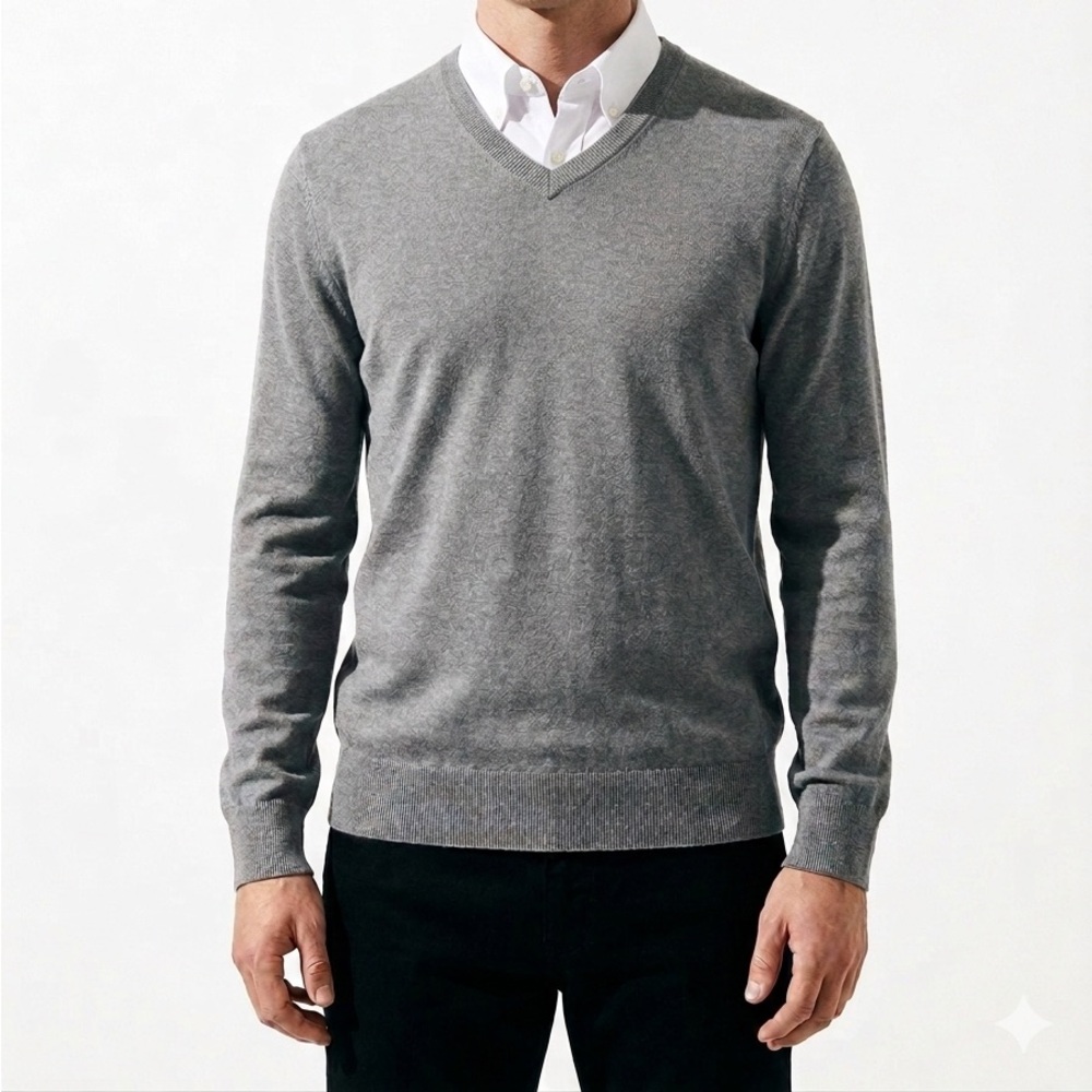 Banana Republic Men's Charcoal V-Neck Sweater